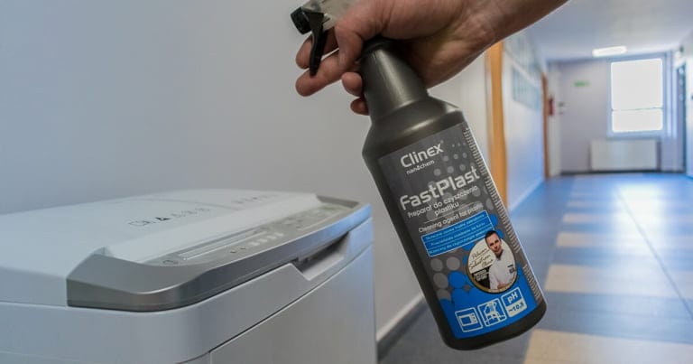 
Plastic surfaces at home, office and garden – how to clean them?					