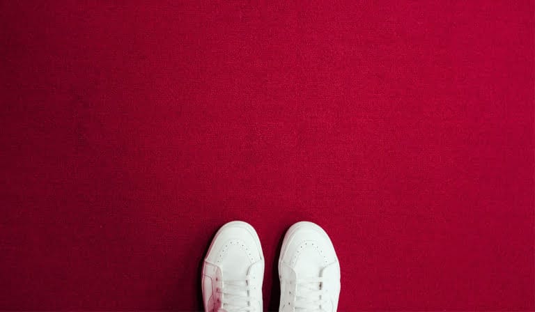 
Traces left by shoe care products on carpets – how and with what to clean them					